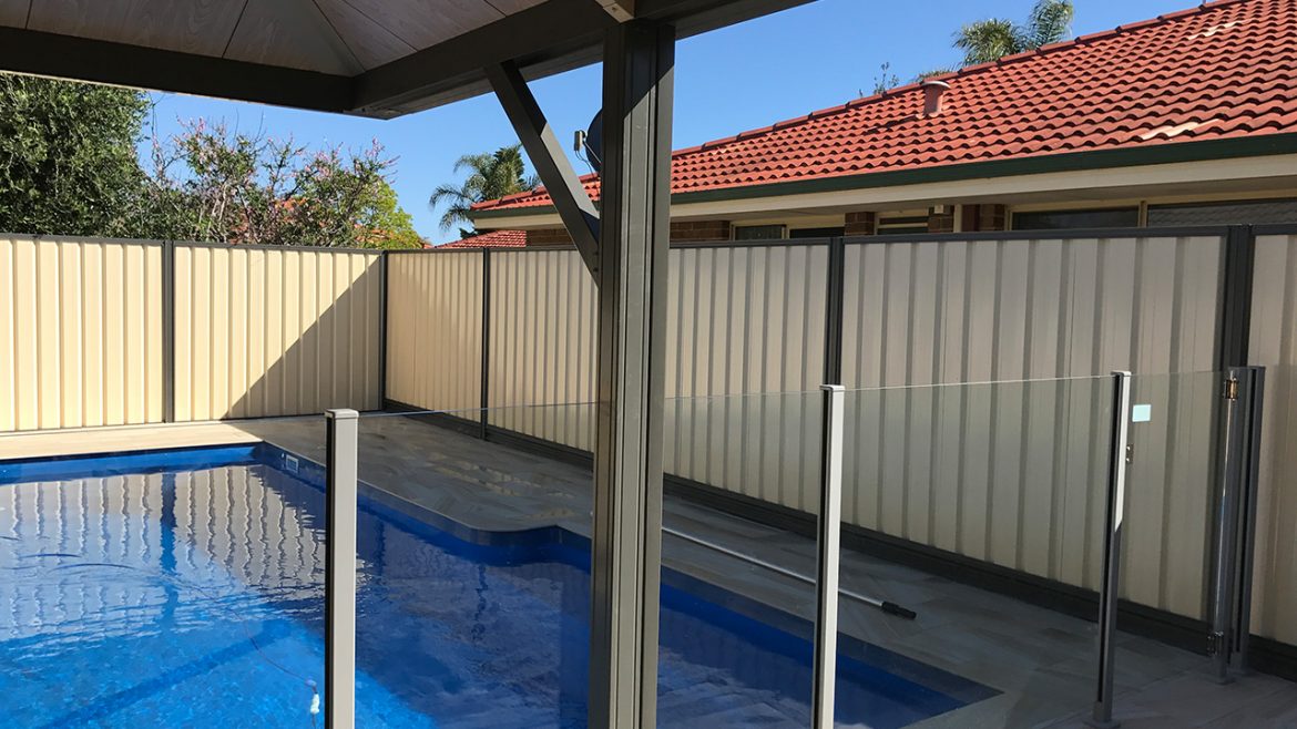 semi-frameless-pool-fencing-kim-kinross semi frameless pool fencing kim kinross