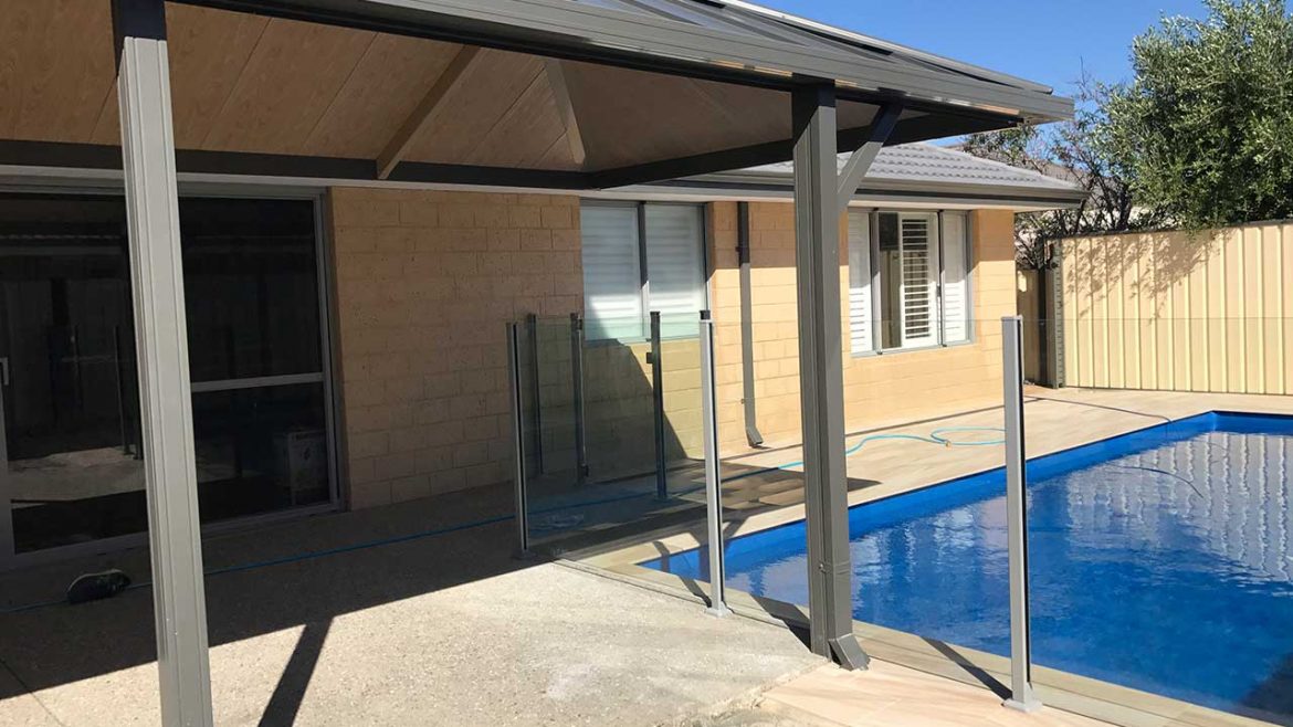 semi-frameless-pool-fencing-kim-kinross5 semi frameless pool fencing kim kinross5