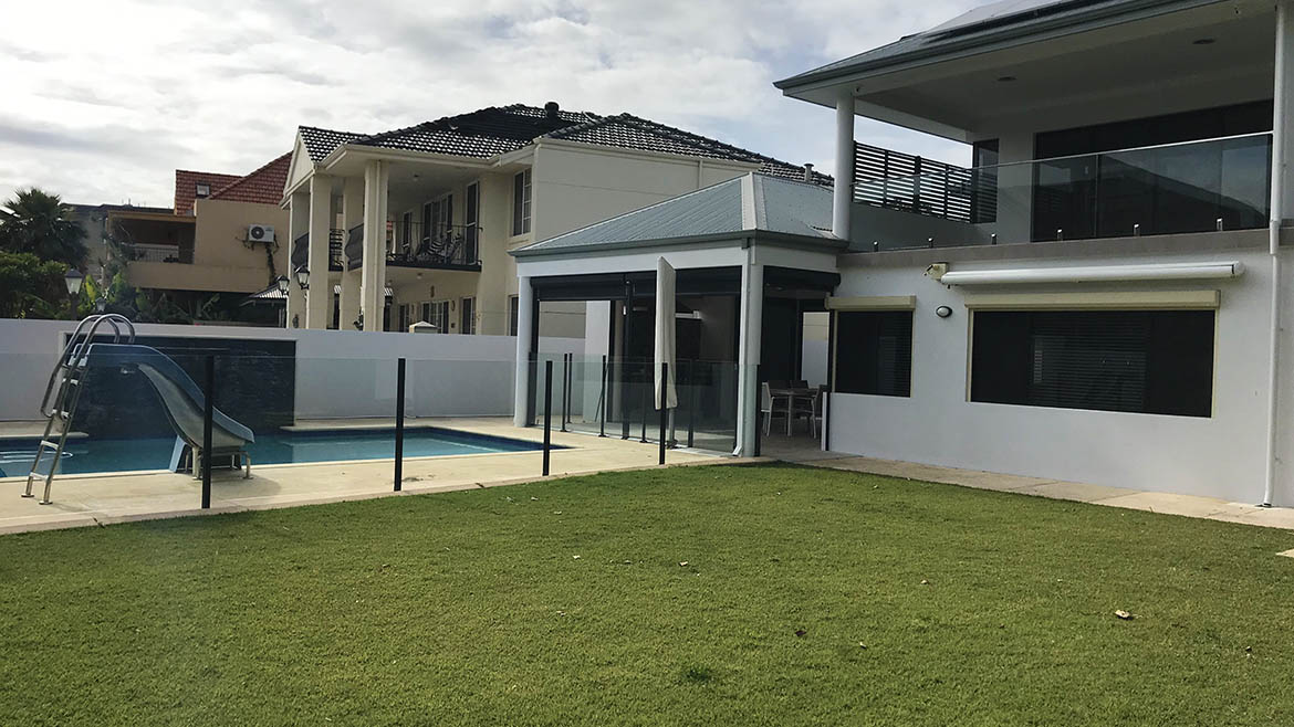 Semi Frameless Matte Black Glass Pool Fencing South Perth WA6 Semi Frameless Matte Black Glass Pool Fencing